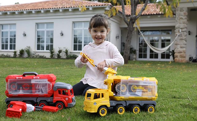 FIREFIGHTER MEGA TRUCK Carousel 2