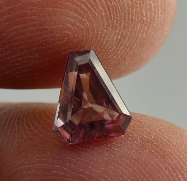 1.89CT UNHEATED FANCY CUT 100% NATURAL ORANGE PINK SAPPHIRE Carousel 1