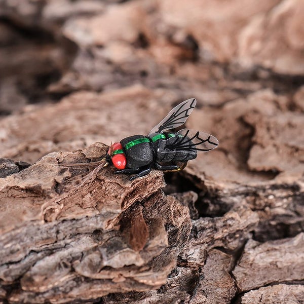 2Pcs Insects Flies Fly Fishing Lures Topwater Bait Dry Flies Trout Carousel 7