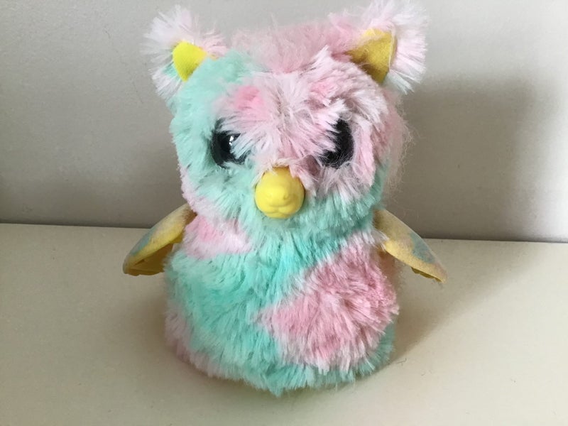 HATCHIMALS Carousel 1