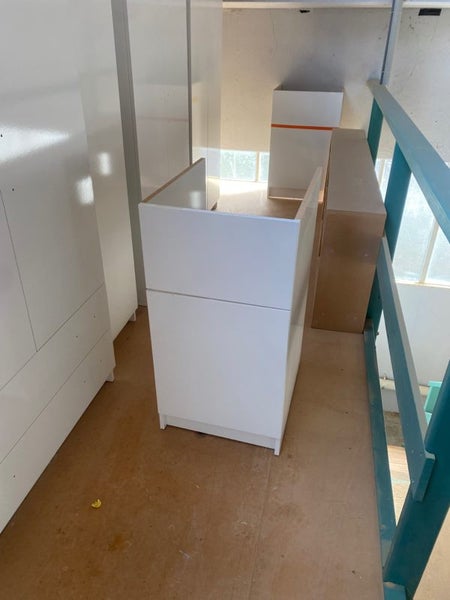 new laundry unit Carousel 1