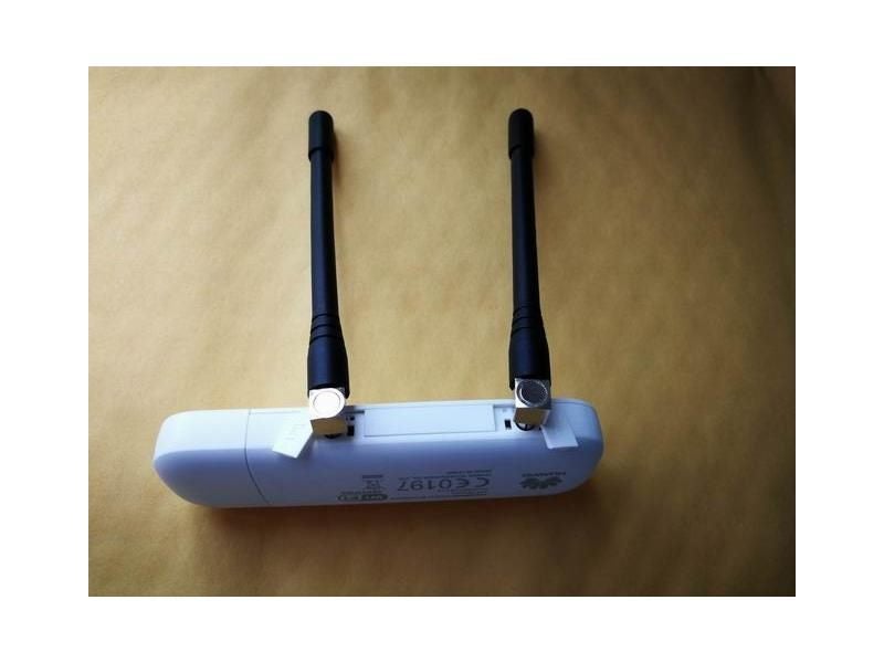 2pcs 4G LTE 5dBi Antenna For HUAWEI E8372 E5577 E5573 E5786 E5776 And More Carousel 2