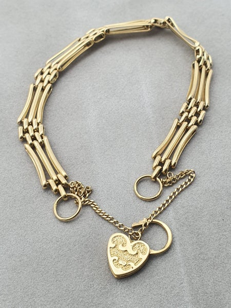 18ct Yellow Gold Gate Link Bracelet with Heart-Shaped Padlock Clasp62863232208131114
