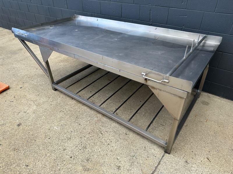 Used Stainless Table / Bench Carousel 2