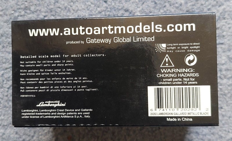 Autoart 1/64 Lamborghini Gallardo in Black Carousel 5
