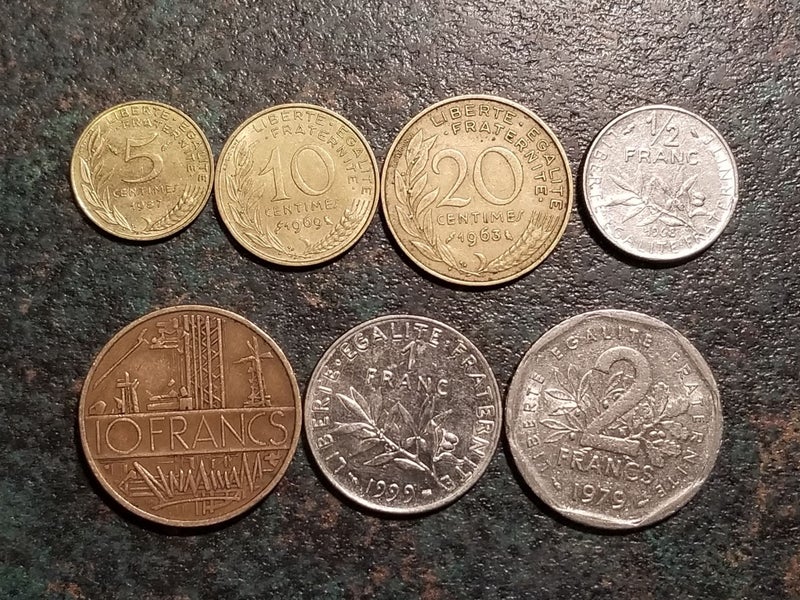 FRANCE - Set of 7 Coins Carousel 1