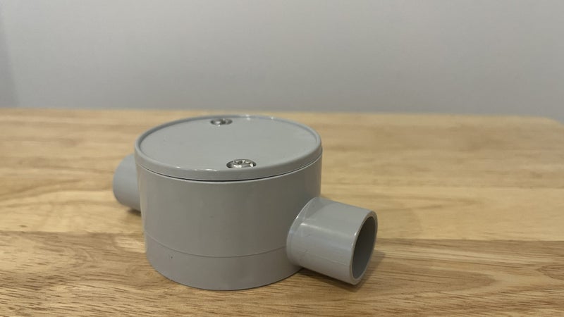 20mm two way juction box Carousel 1