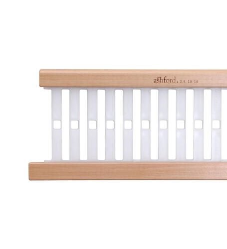 Ashford Reed Knitters Loom 30cm 2.5 DPI (10/10 Carousel 1