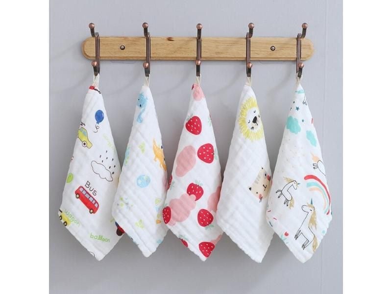 Muslin Cotton 6 Layer Baby Towel For Kids Newborn Face Towel Bibs Carousel 1