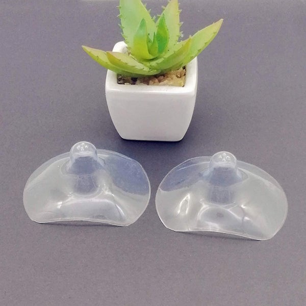 1 Pair Silicone Semicircle-shaped Breastfeeding Nipple Shields Nursing Protector Carousel 2