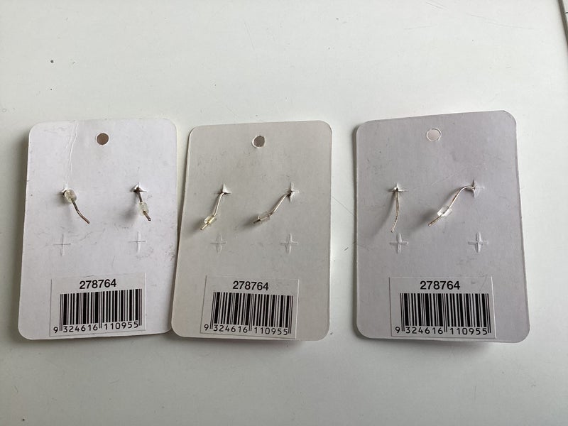 Earrings - Hook - Elegant Silver With Black Teardrop Carousel 4