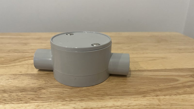 25mm two way junction box Carousel 1