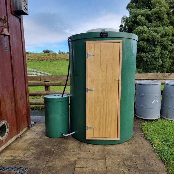 Short Drop Limited / Composting Toilet Carousel 19
