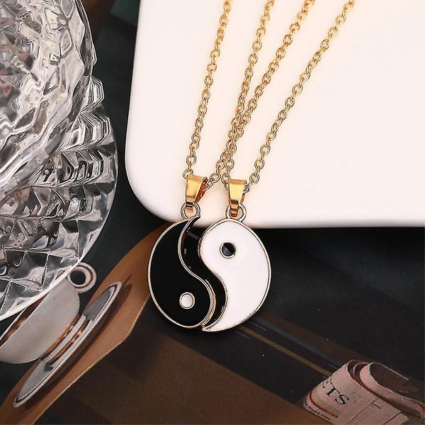 2 Pieces Stitching Necklace Tai Chi Gossip Yin Yang Pendant Couple Necklace Carousel 2
