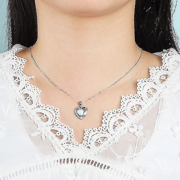 Heart Diamond Necklace Carousel 2