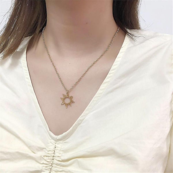 Gold Leaf Pendant Necklace Women's Delicate Sun Necklace (1 Piece, Gold) Carousel 2