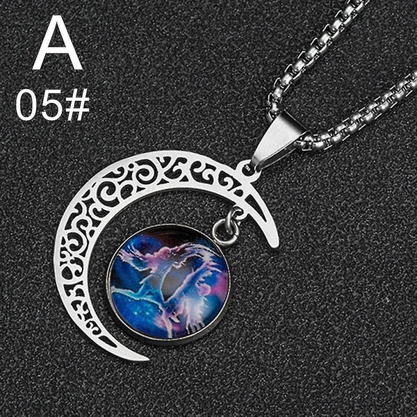 Openable Photo Necklace Carousel 1