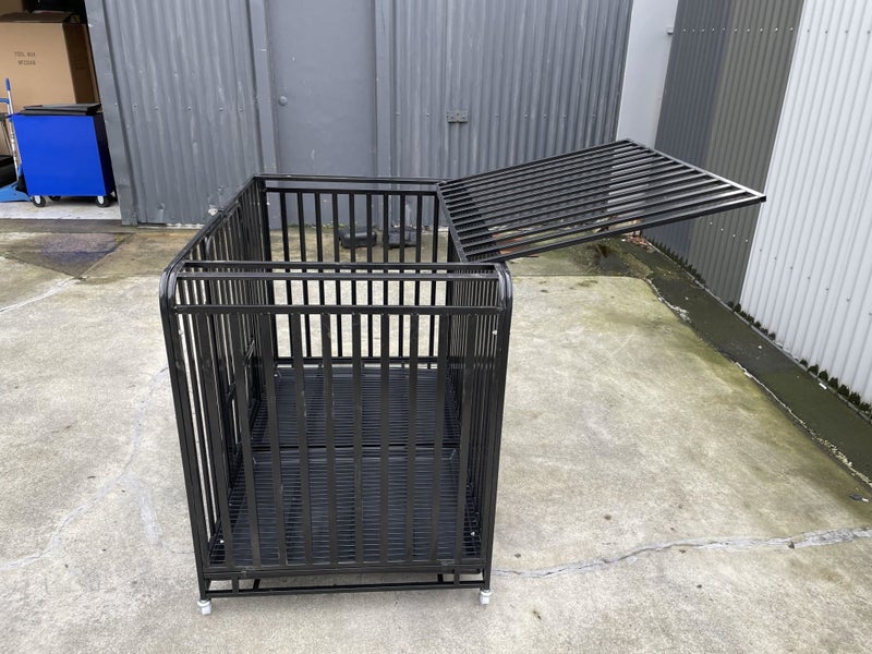 Super Large Pet Cage 125CM XXL Metal with Wheels63654799496449111