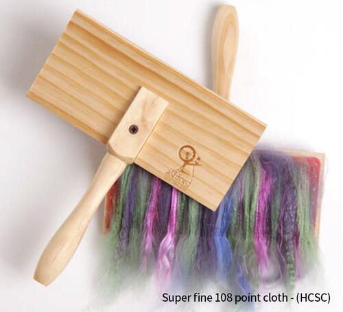 Ashford Small Handcarder Fine 108 PPSI Carousel 2
