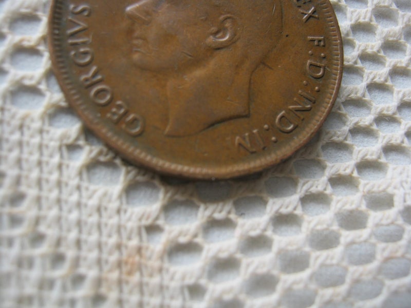 ONE PENNY AUSTRALIA 1944, ERROR AND LOST A LETTER -"P"- BELLOU THE HEAD Carousel 4