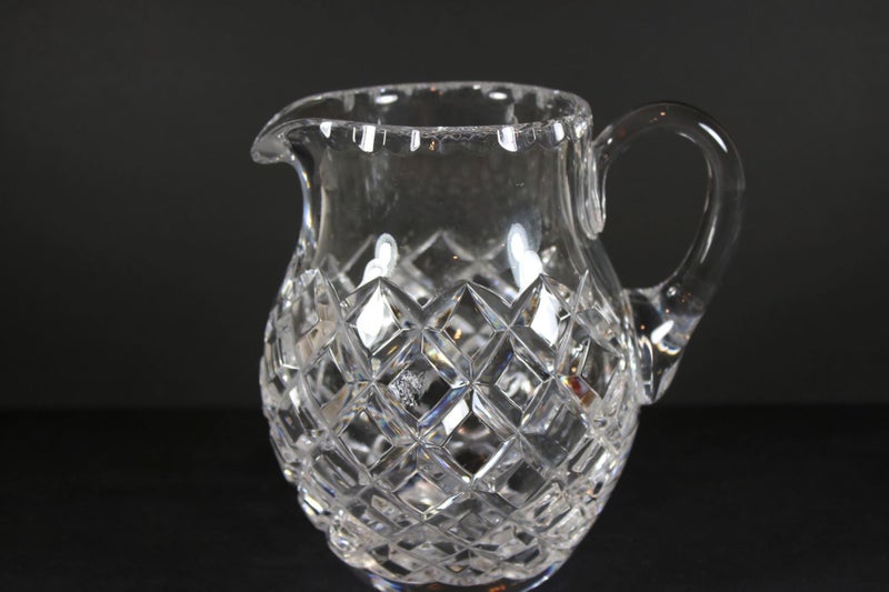 QUALITY VINTAGE CRYSTAL JUG 14CM Carousel 3
