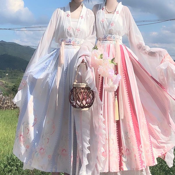 Big Wavy Sleeves Original Chinese Hanfu Suit Princess Dress Women Carousel 2