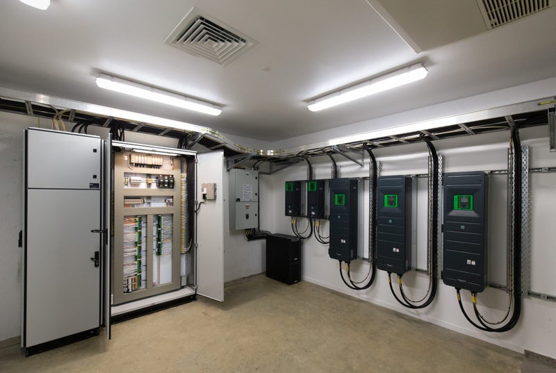 One Electrical Carousel 1