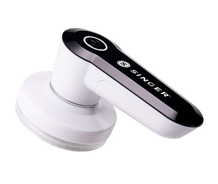 Singer Travel Lint Remover Carousel 1