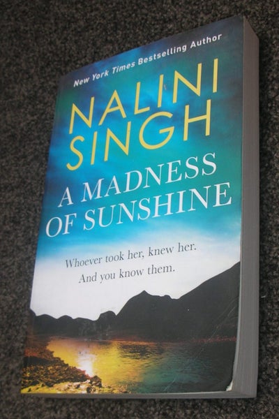NALINI SINGH - A MADNESS OF SUNSHINE Carousel 2