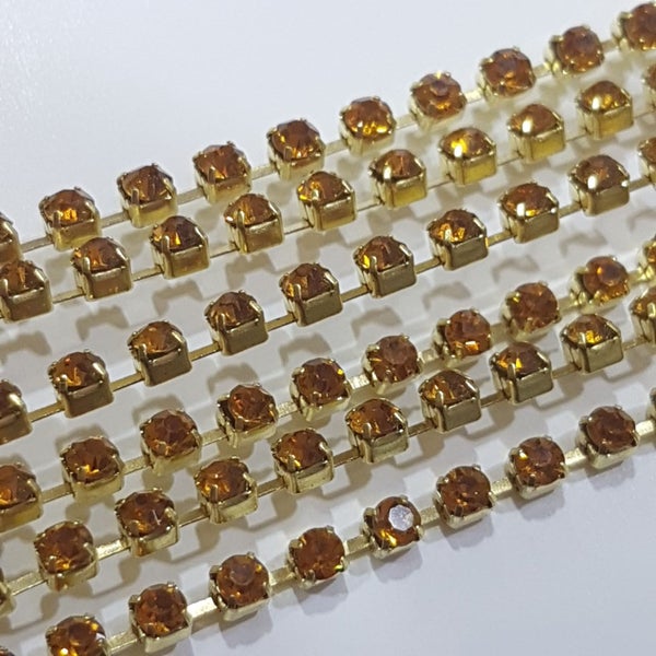 Topaz Preciosa Rhinestone Chain ss8 Carousel 2