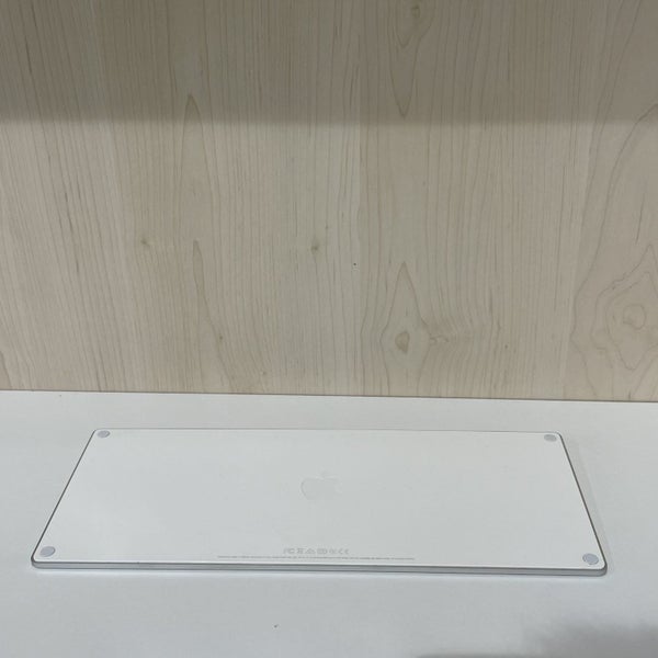 DT Deal! Apple Magic keyboard A1644 white Carousel 2