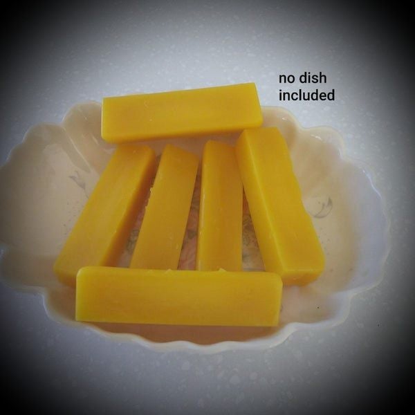 NZ BEESWAX 20g Carousel 1