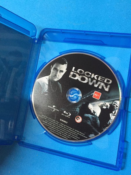 Locked Down (2010) (Blu-Ray) Carousel 3