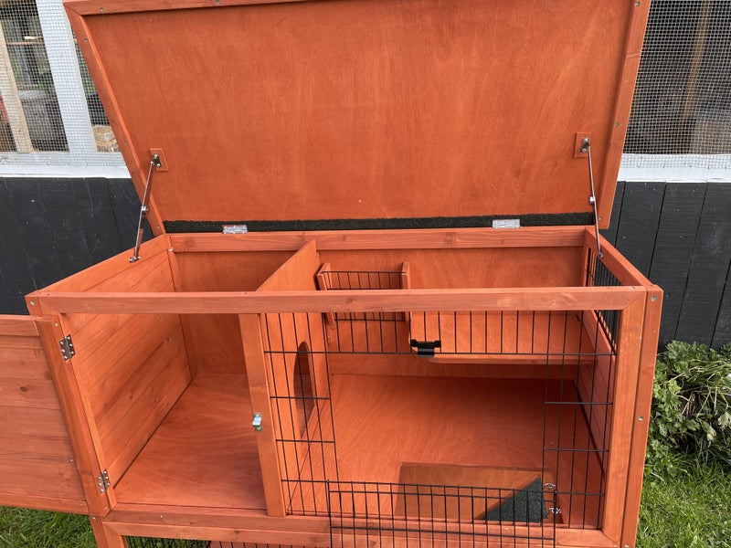 DOUBLE STOREY RABBIT/GUINEA PIG HUTCH Carousel 3