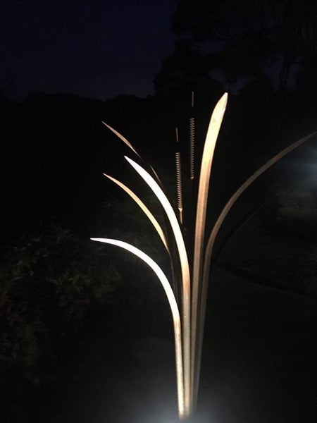 BULLRUSH / RAUPO PLANT aka ALF .. 1.6metres tall Carousel 1