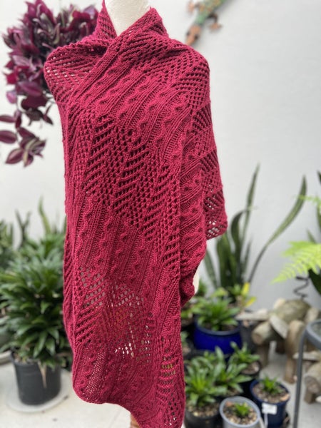 Knitting Pattern, Angel Shawl Carousel 1