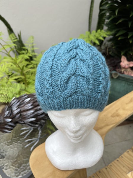 Knitting Pattern, Renaissance Beanie Carousel 2