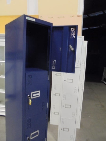 Locker 4 Tier 1 Bank Keys Blue Carousel 2