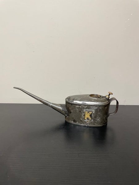 Vintage/antique Kaye’s Oil Can Carousel 1