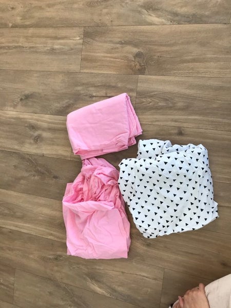 Baby Cot Fitted Sheets Carousel 1