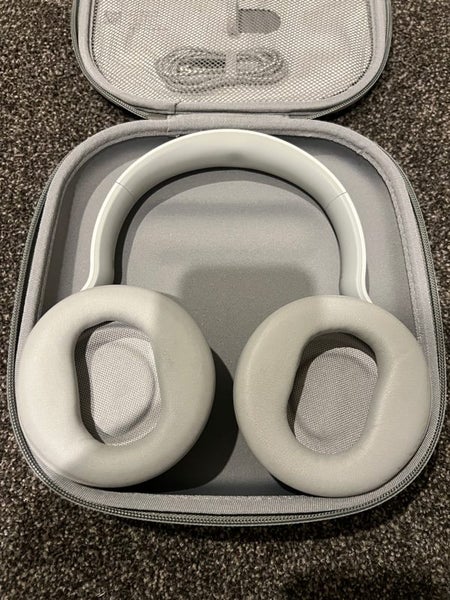 Microsoft Surface Headphone 2 Carousel 3