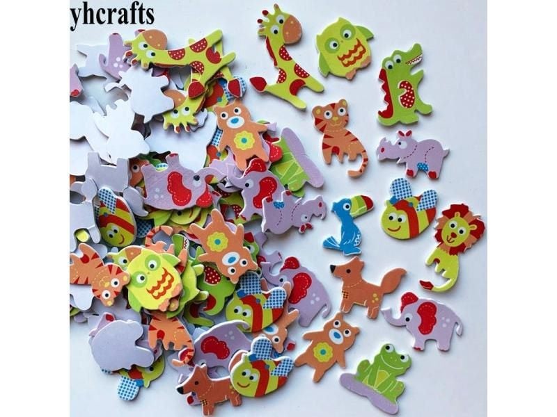 1bag/LOT.owl Frog Lion Dinosaur Giraffe Squirrel Rhinoceros Bee Foam Stickers Carousel 2