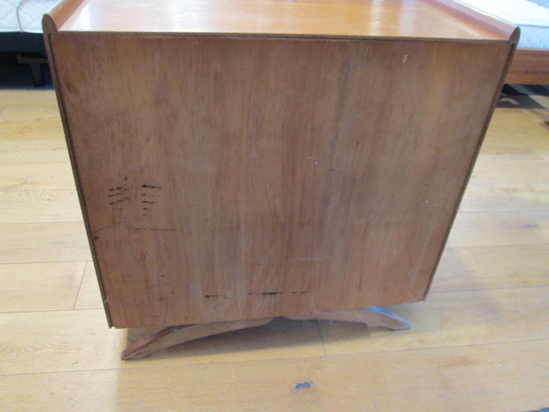 Vintage Solid Oak 4 Drawer Lowboy Carousel 9