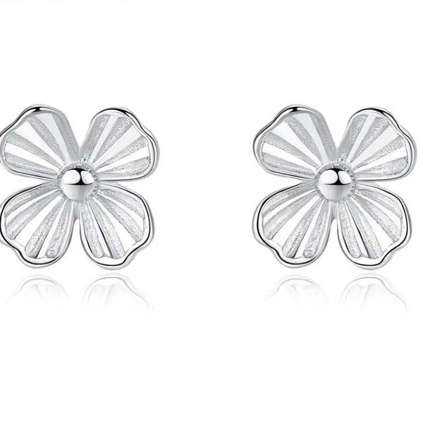 925 Sterling Silver Flower Stud Earrings "Daphne" Carousel 1