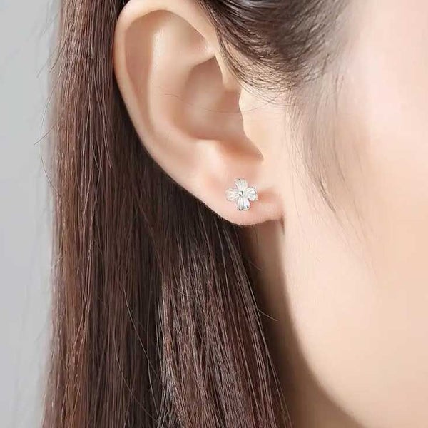 925 Sterling Silver Flower Stud Earrings "Daphne" Carousel 2