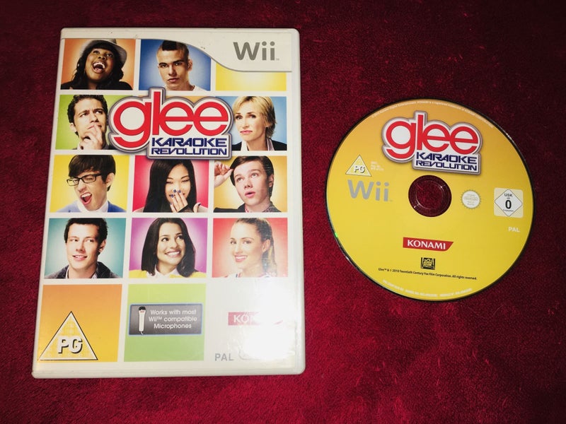 Glee Karaoke Revolution - Wii Game Carousel 1
