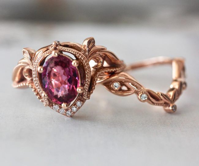 *CLEARANCE* Fancy Oval-Cut Ruby & CZ Diamond Ring Set / 18KGP Rose Gold - S9 Carousel 4