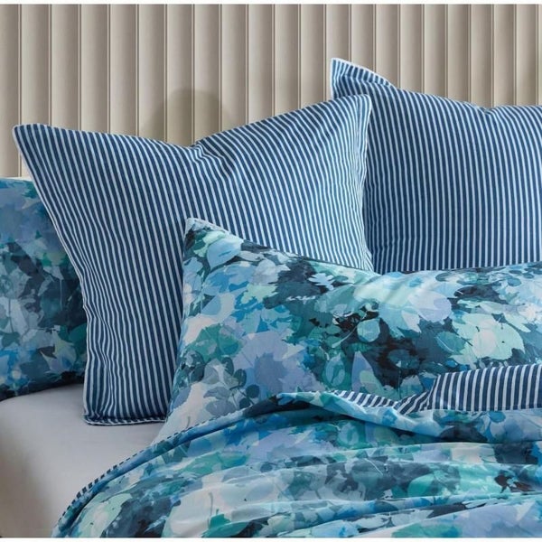 Logan & Mason Heather Blue European Pillowcase Carousel 2