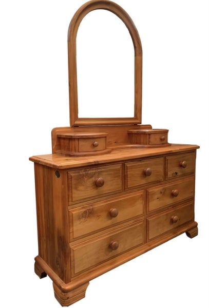 Absolutely stunning Millbrook solid rimu dresser- FULLY RESTORED~~~~~ Carousel 4