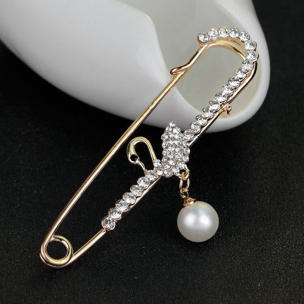 Scarf Pins - Swan Designs - An assortment of lovely safety pin style brooches! Carousel 2